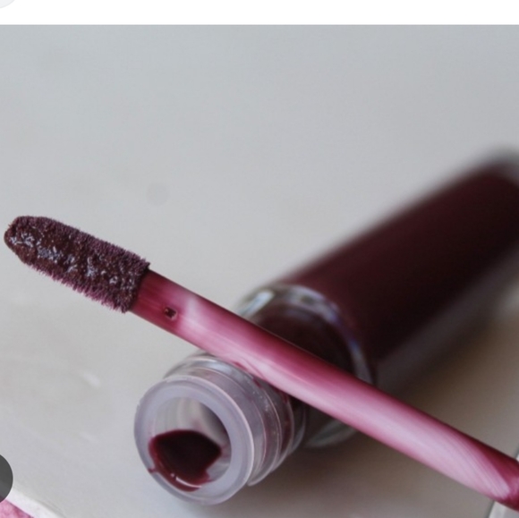 DOMINATRIX Lorac DISCONTINUED Alter Ego Lip Gloss NWOBOX - Picture 5 of 6